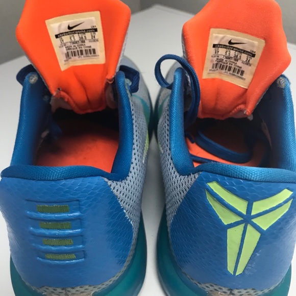 Kobe 10 - Picture 5 of 7